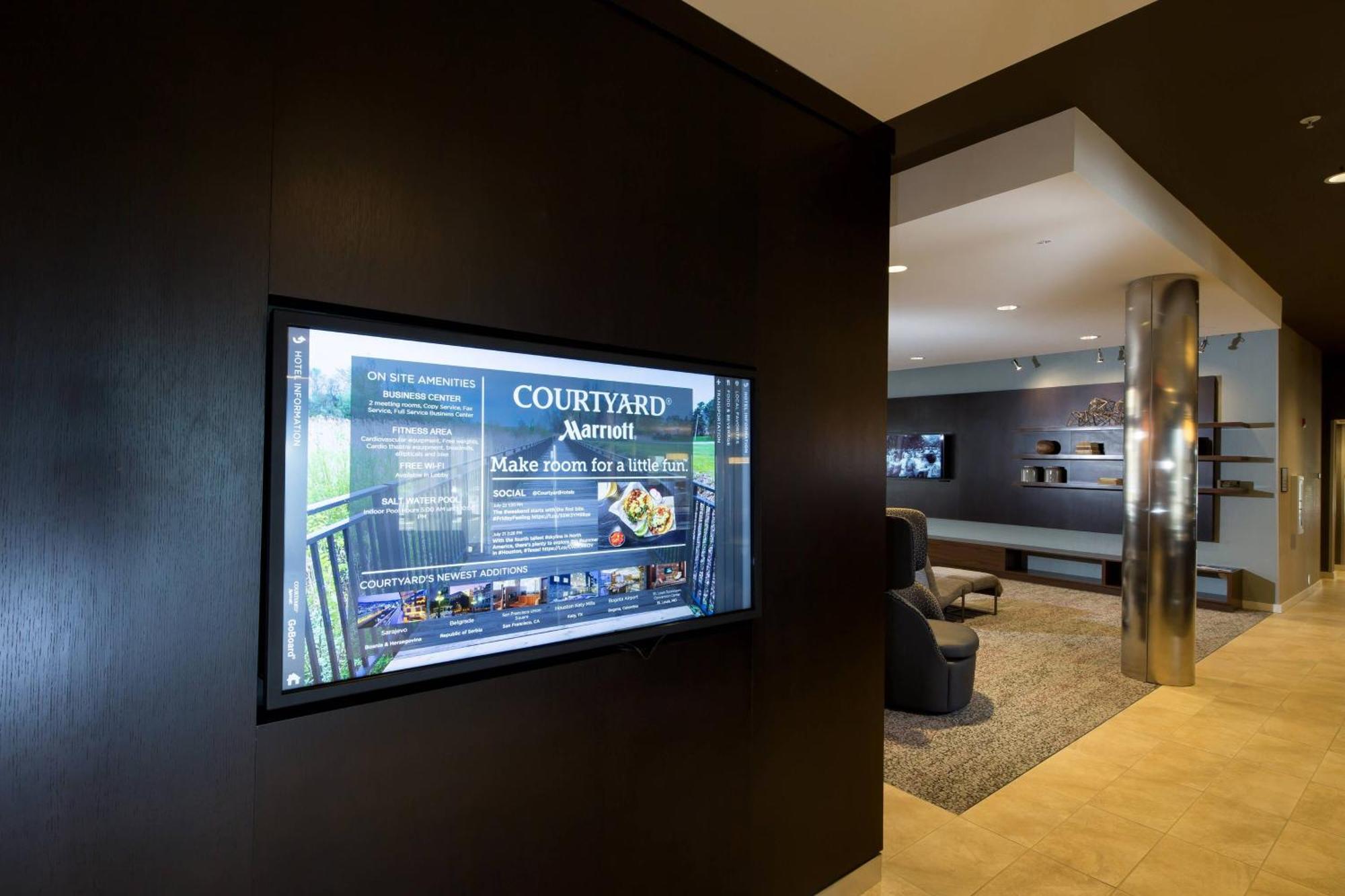 Hotel Courtyard Bay 3*