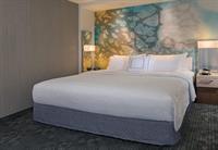 Courtyard Bay Hotel